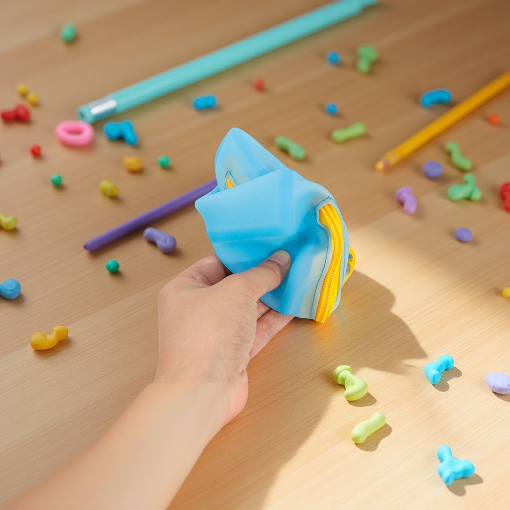 Creative semi-transparent candy-colored rectangular silicone pen case, glasses storage, office and student stationery storage bag Specification image