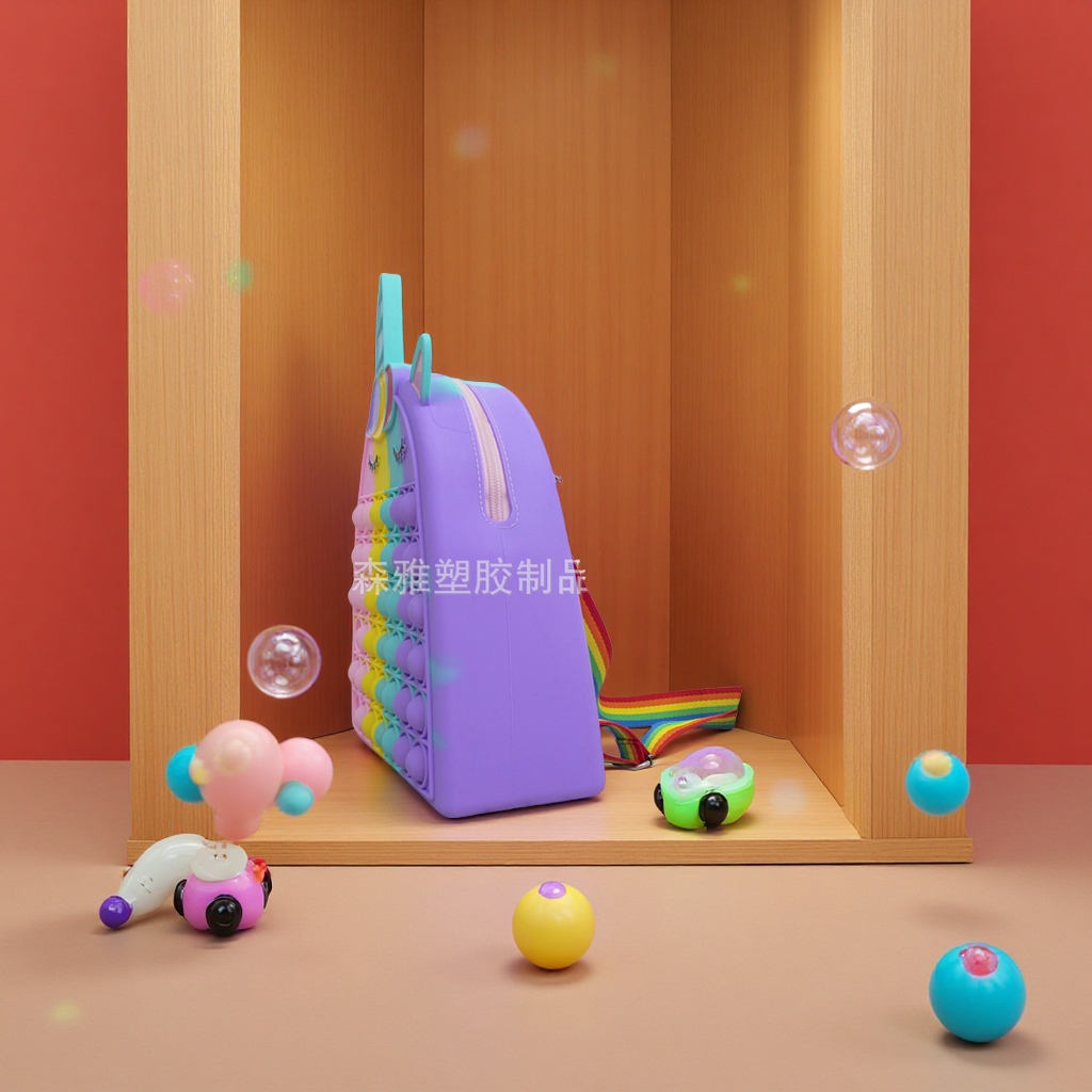 Rat Extermination Pioneer Multi-functional Unicorn Backpack, Silicone schoolbag, pressure-relieving bubble storage, Press and Play educational toys Application Scenario