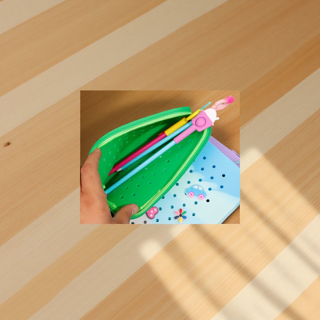 新款洞洞笔袋创意硅胶便携大容量文具收纳DIY可爱铅笔盒批发详情图4