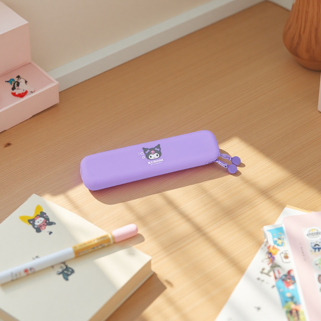Sanrio series silicone pen case, Melody Cinnamon Dog cartoon stationery box, rectangular student storage bag, portable pen case Item Picture