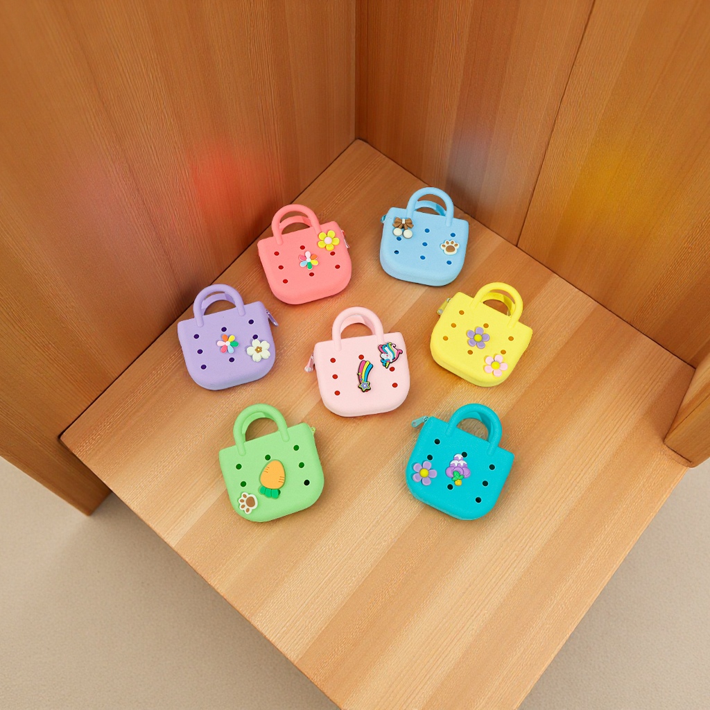 DIY silicone coin purse with holes, cute children's hand-held small square bag, headphones, data cable, coin storage case wholesale details Picture