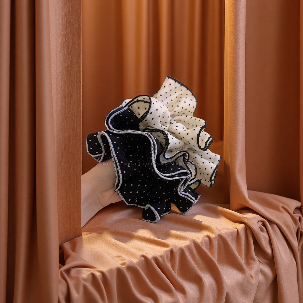 发圈/饰品/大肠发圈/头绳/毛绒发圈儿童白底实物图