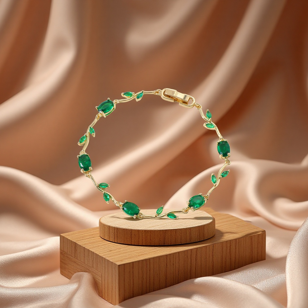 The new cross-border branch and leaf zircon bracelet is a fashionable and versatile Valentine's Day and birthday gift Application Scenario