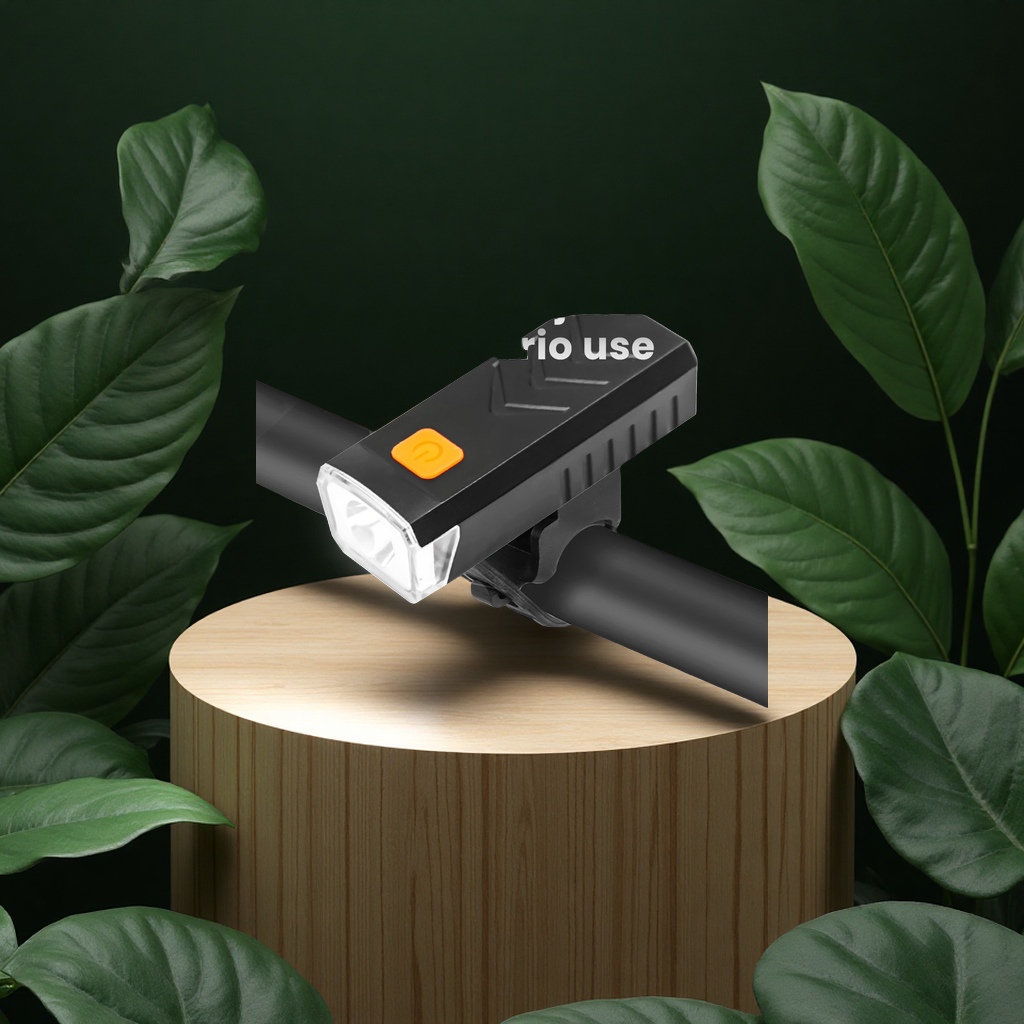 Cross-border nueva mini luz de conducción al aire libre noche luz de conducción de cuatro pasos ajuste de carga USB portátil fijo antorcha luz de conducción Application Scenario