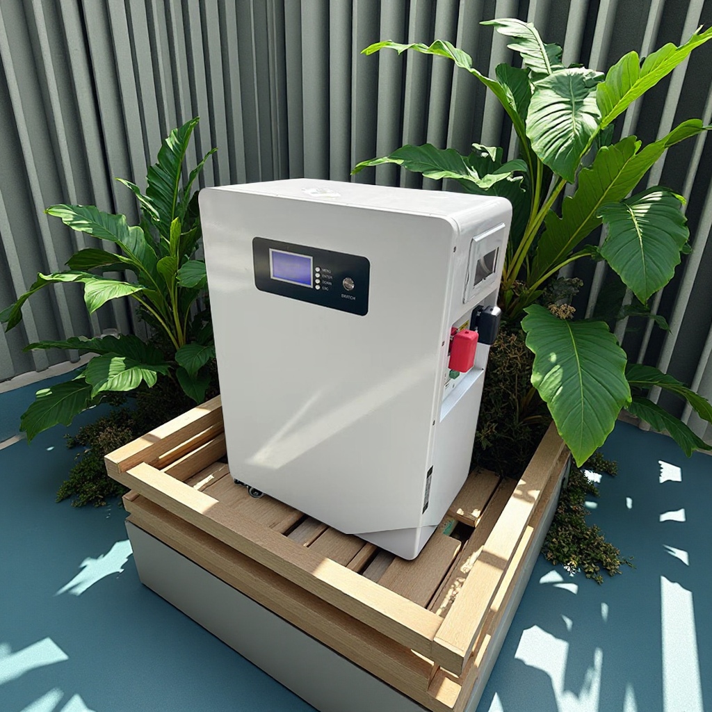 跨境外贸白色落地式光伏储能电池25.6V300Ah磷酸铁锂7.5度电电源设备