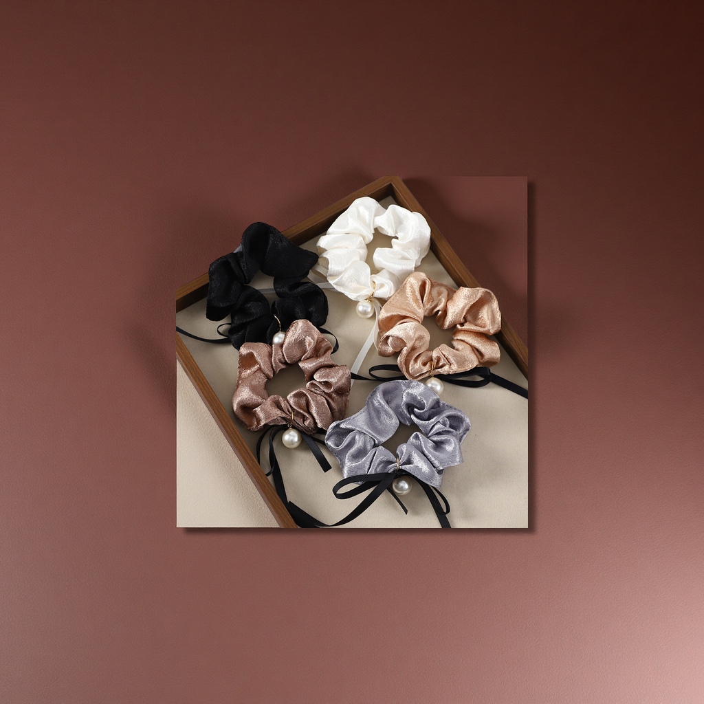 Korean-style large intestine hair band with pearl ribbons and satin headband, elegant ins style. Wholesale large intestine hair band accessories, hair accessories and headwear details Picture