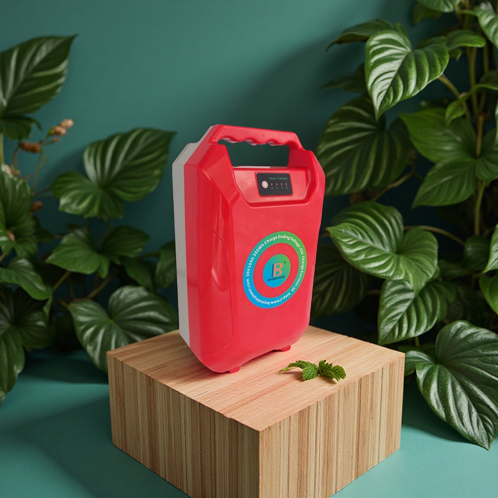 The manufacturer customizes portable garden tool batteries of 18V, 24V, 36V, and 48V backpack lithium iron phosphate batteries in multiple specifications, suitable for electrical and electronic accessories Application Scenario