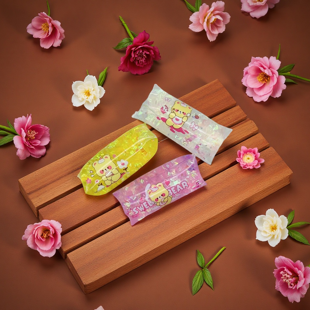 Factory direct sales of stress-relieving water snake toys, cute cake bear Kneading music, the same style as the Internet celebrity, untouchable stress-relieving wonder Application Scenario