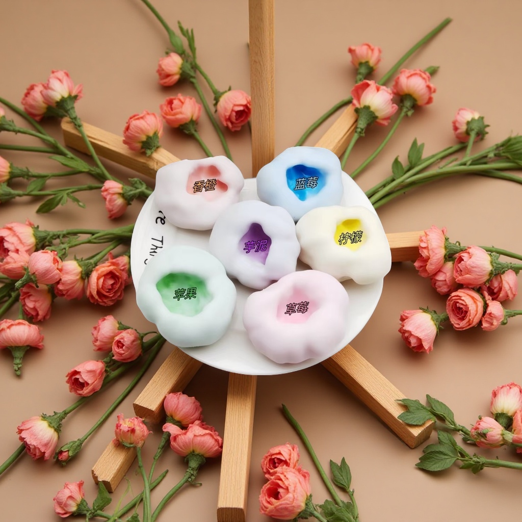 Ice skin 糍粑 toys relieve stress, squeeze and pinch fun trendy toys, educational toys relieve stress, suitable for children and adults Specification image