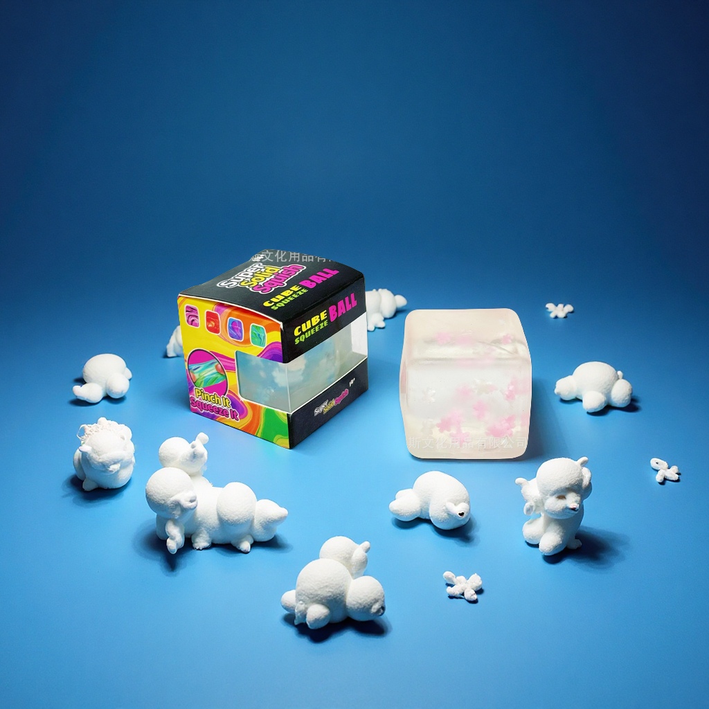 Amazon NeeDoh high-transparency snowflake ice cube maltose Knead Fun Children's stress-relieving toys wholesale New, unique and creative handmade toys Application Scenario