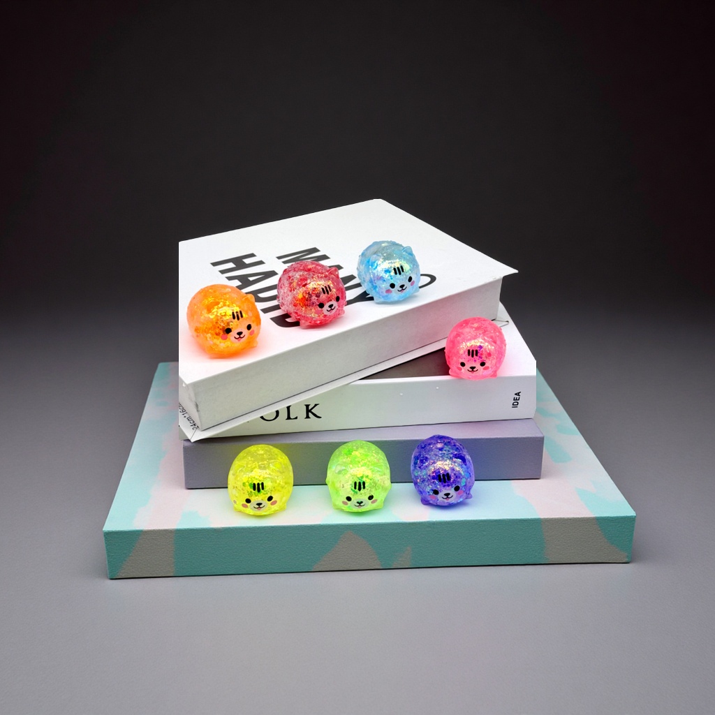 The manufacturer supplies maltose Pinch Music fans' poop bear Duck polygonal stress-relieving toys wholesale, as well as new, unique and interesting toys Application Scenario