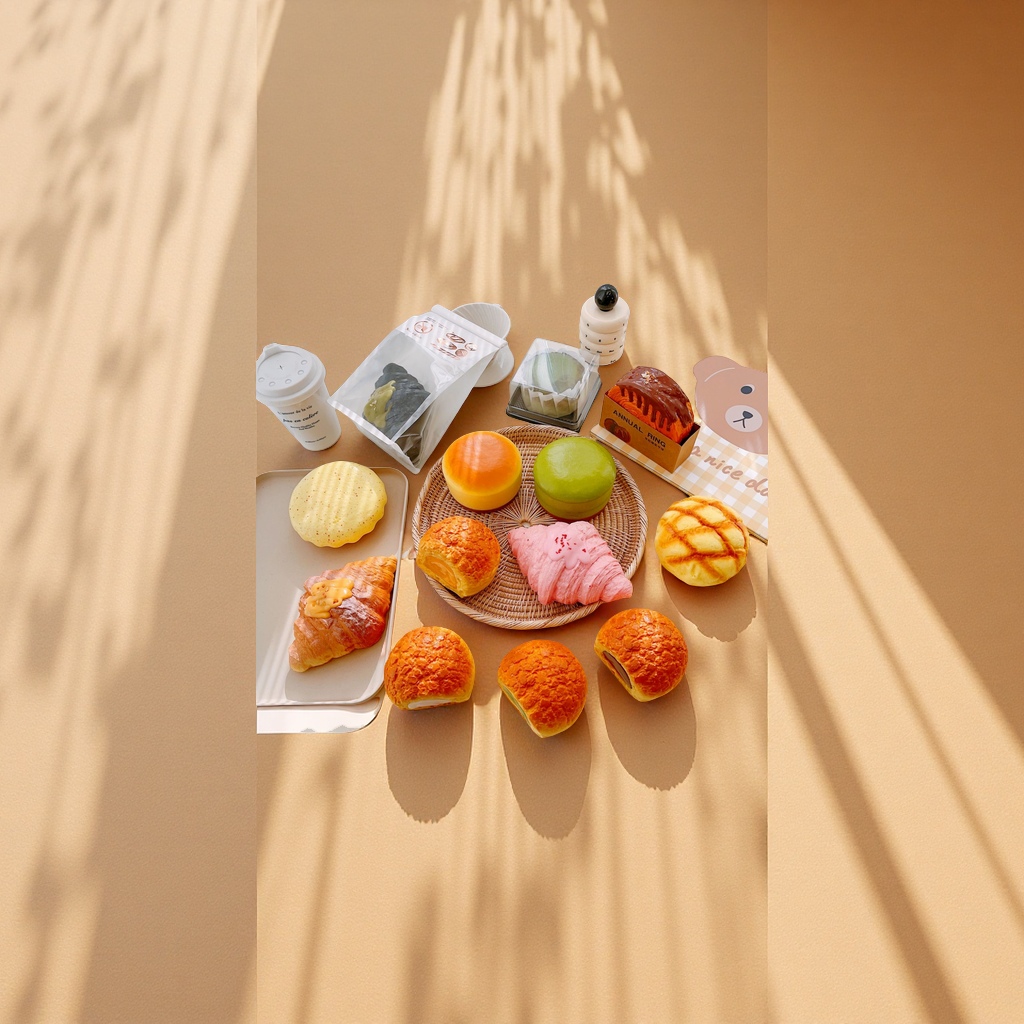 Slow Rebound Pinching Fun Food Play Xiaohongshu's same creative simulation bread stress-relieving toy, stress-relieving magic tool model toy, simulation fruit and vegetable food