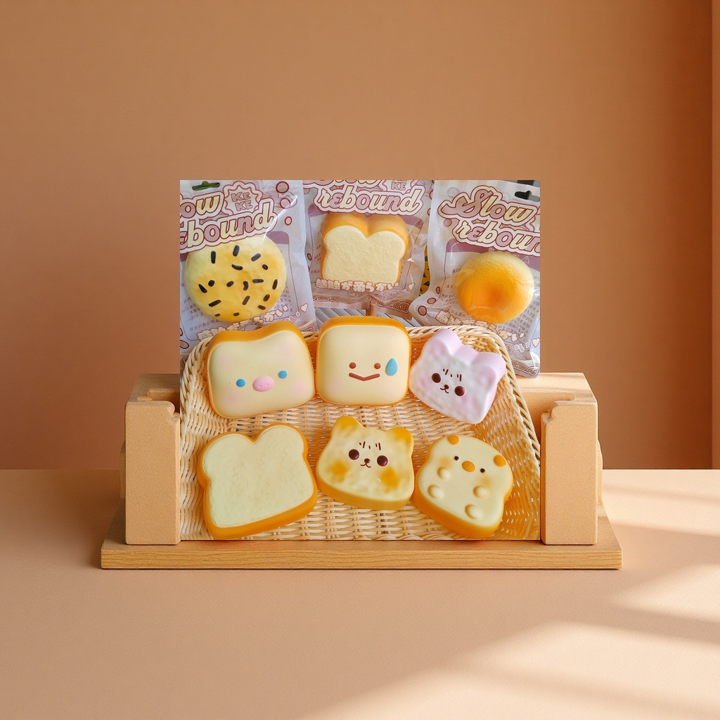 The slow-bouncing bread and toast toy that can be pinched by Internet celebrity is a fun and unique toy on Xiaohongshu for relieving muscle weakness and relaxation details Picture