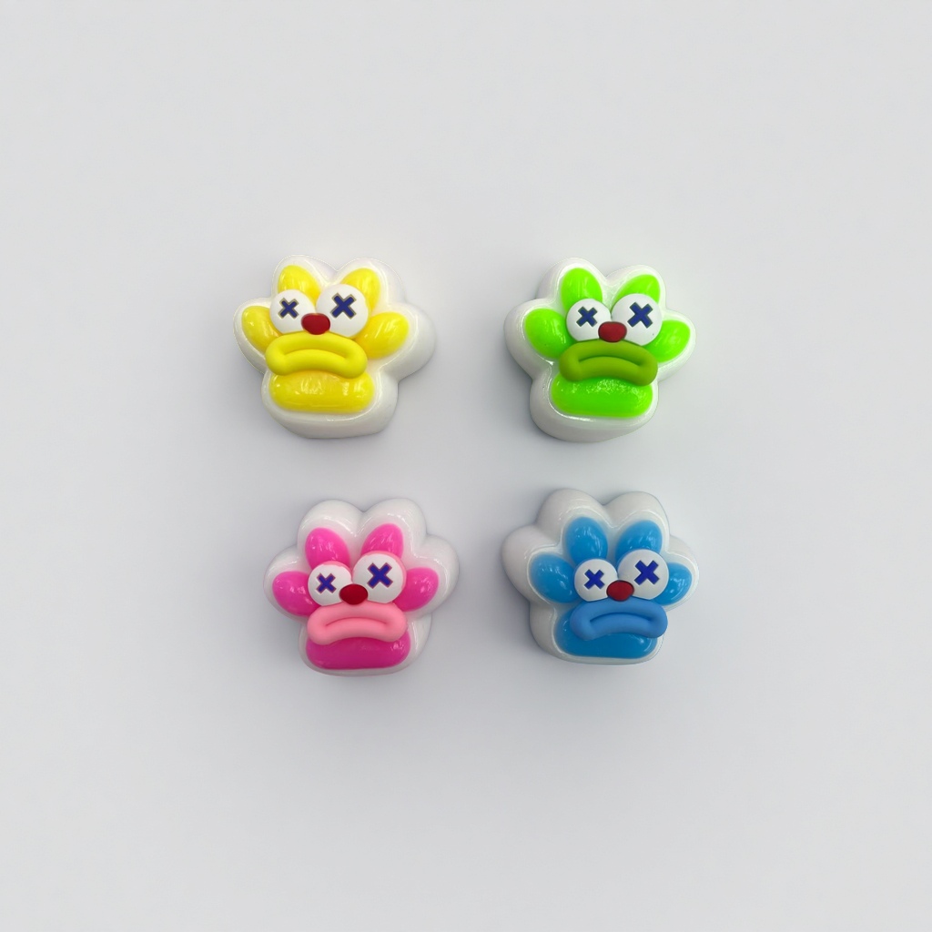 电动万向玩具/恐龙软硅胶贴片饰品/电动玩具/儿童圣诞节装扮服/扭蛋机产品图