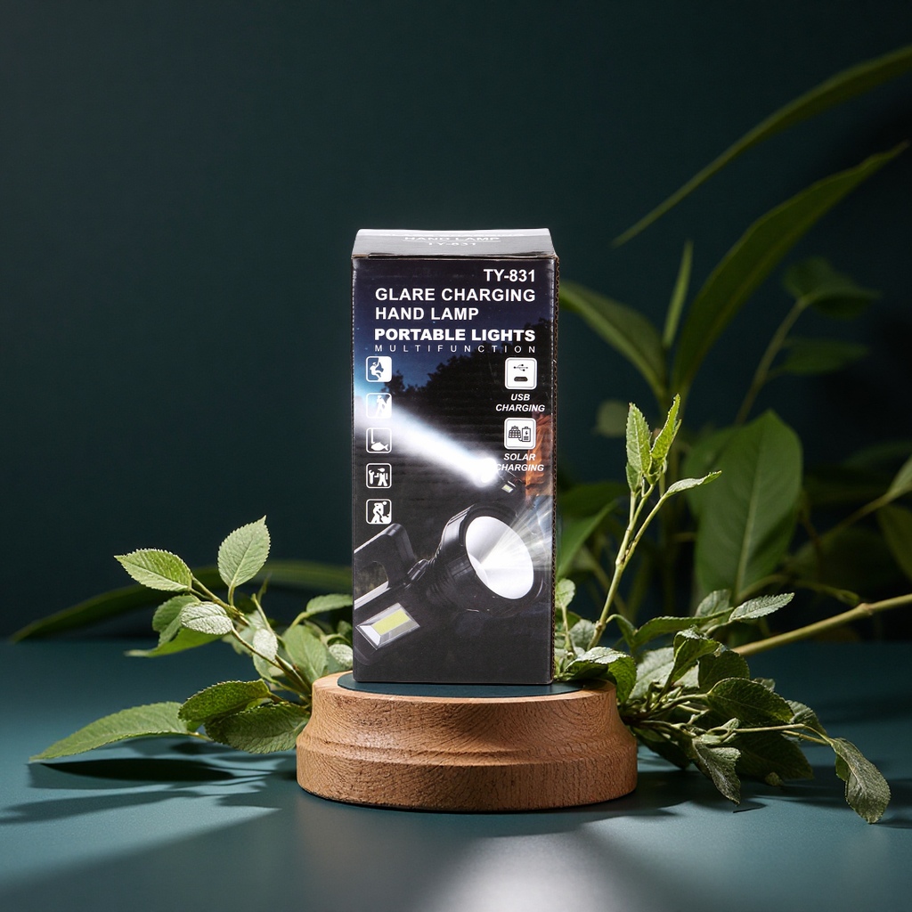 Multi-functional household solar-powered portable flashlight, long-range waterproof strong light rechargeable outdoor lighting lamp, daily necessities Application Scenario