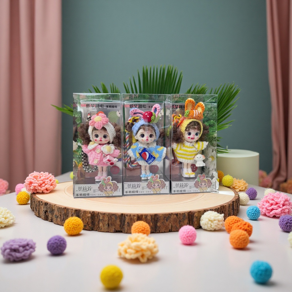 New trendy toy items: doll pendants, dress-up baby clothes, schoolbag accessories, keychains, woolen dolls, girl and princess gifts, accessories, pendants, and other finished pendants