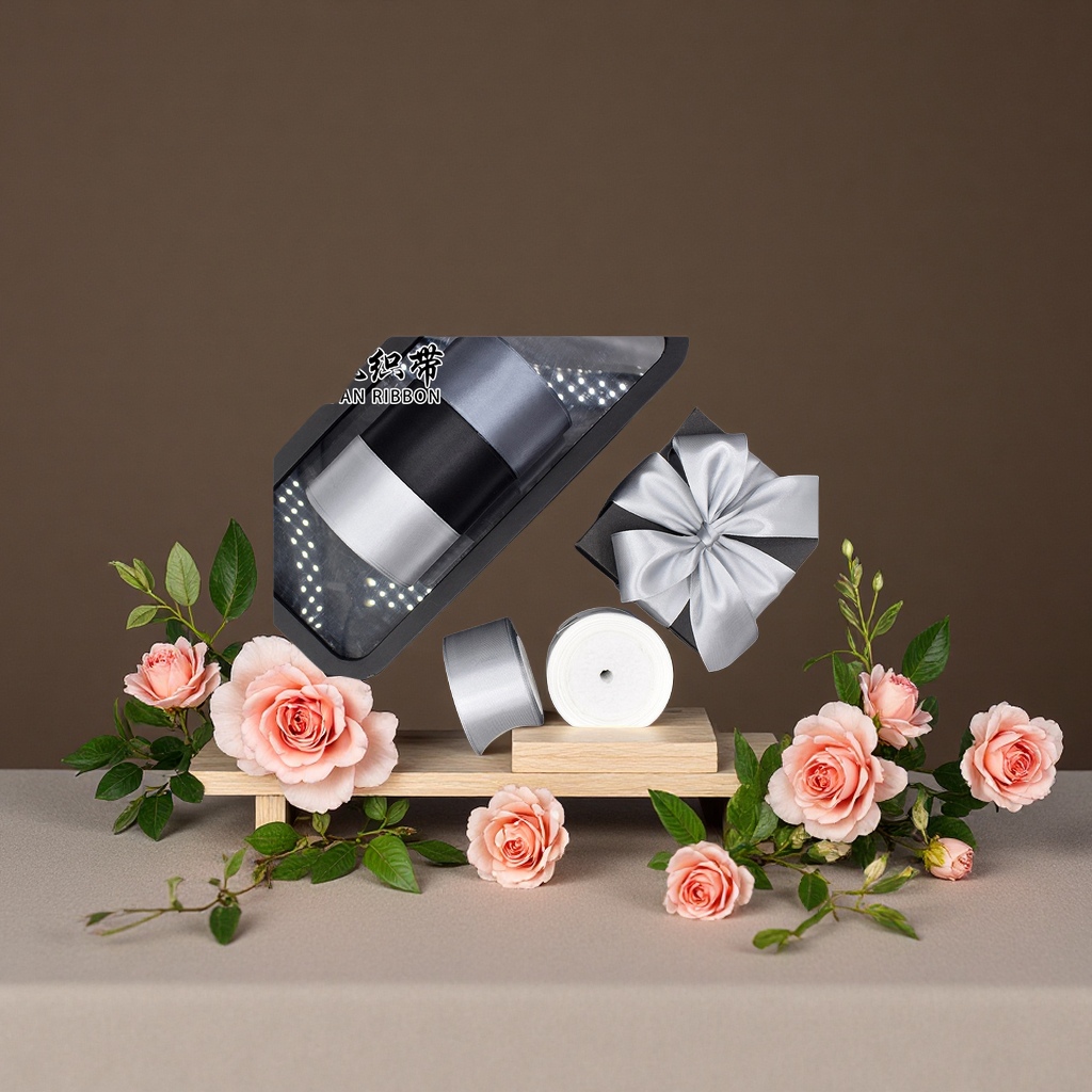 Factory direct sales of polyester colored woven tape with black printed English HIPIDOG letters in color Application Scenario