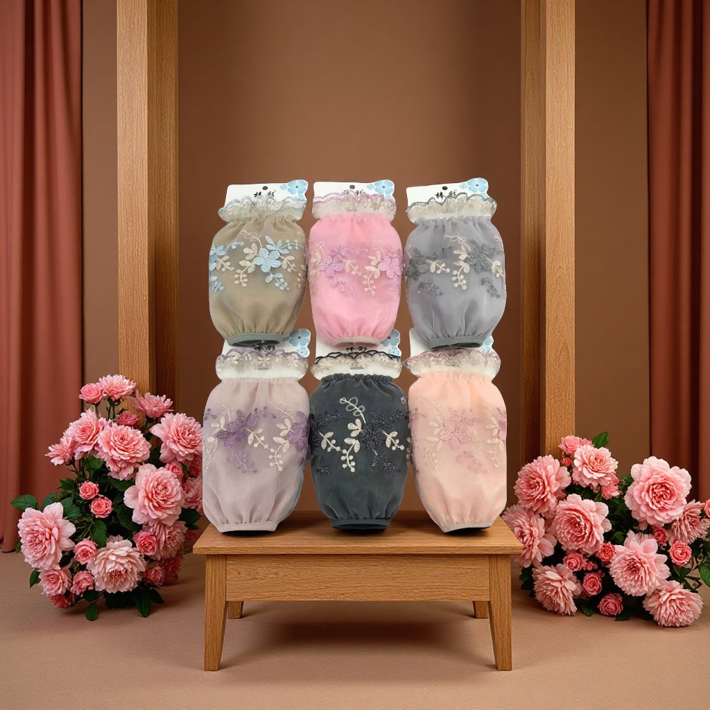 源头厂家生产蕾丝双层袖套，做工精细，花型多样，欢迎选购
白底实物图