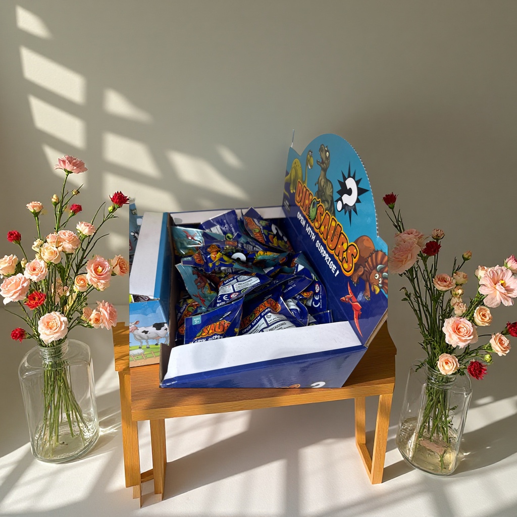 DINOSAURS恐龙主题盲袋玩具适合3岁以上儿童多袋独立拆开惊喜开箱恐龙模型收藏科普趣味玩具产品图