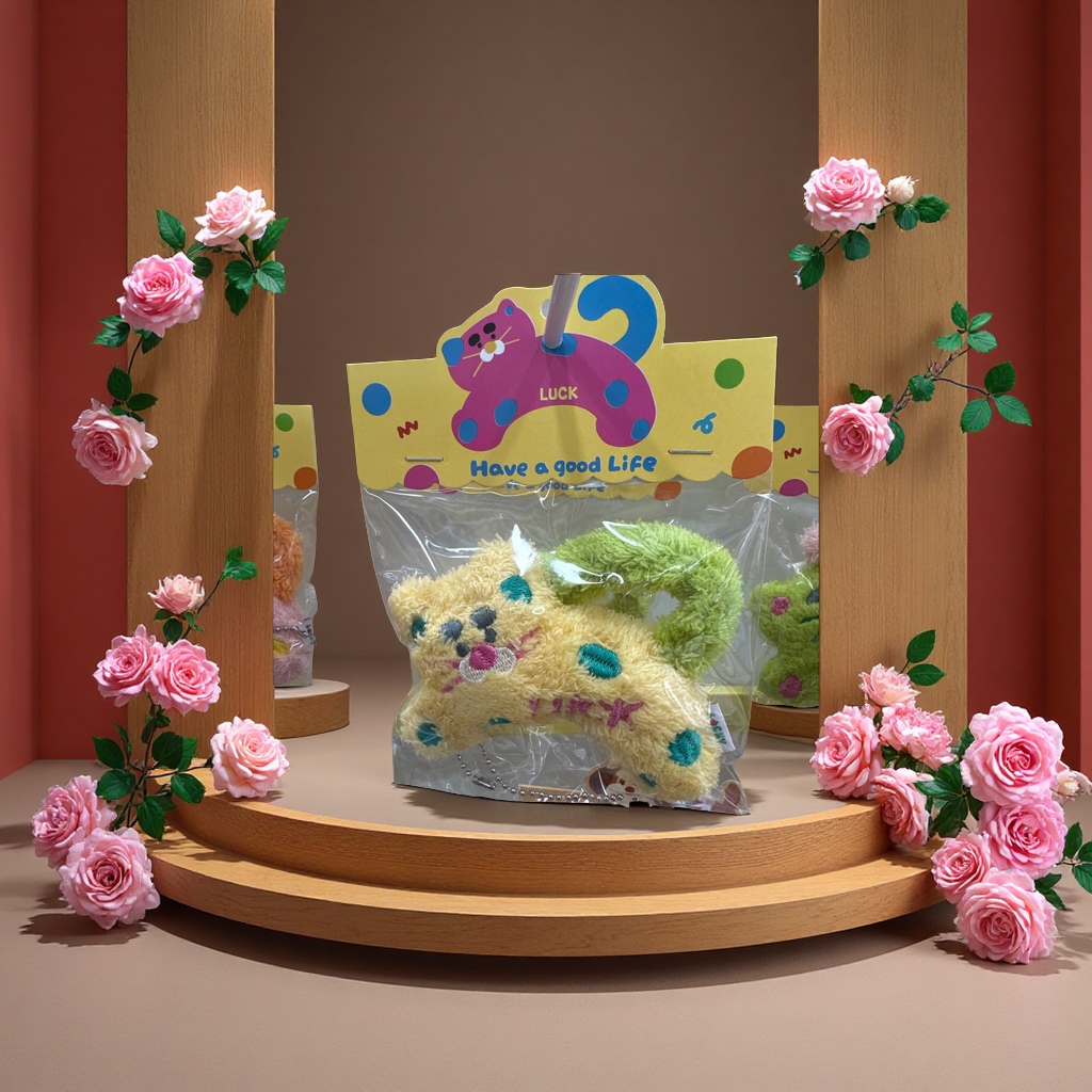 毛绒玩具熊细节图