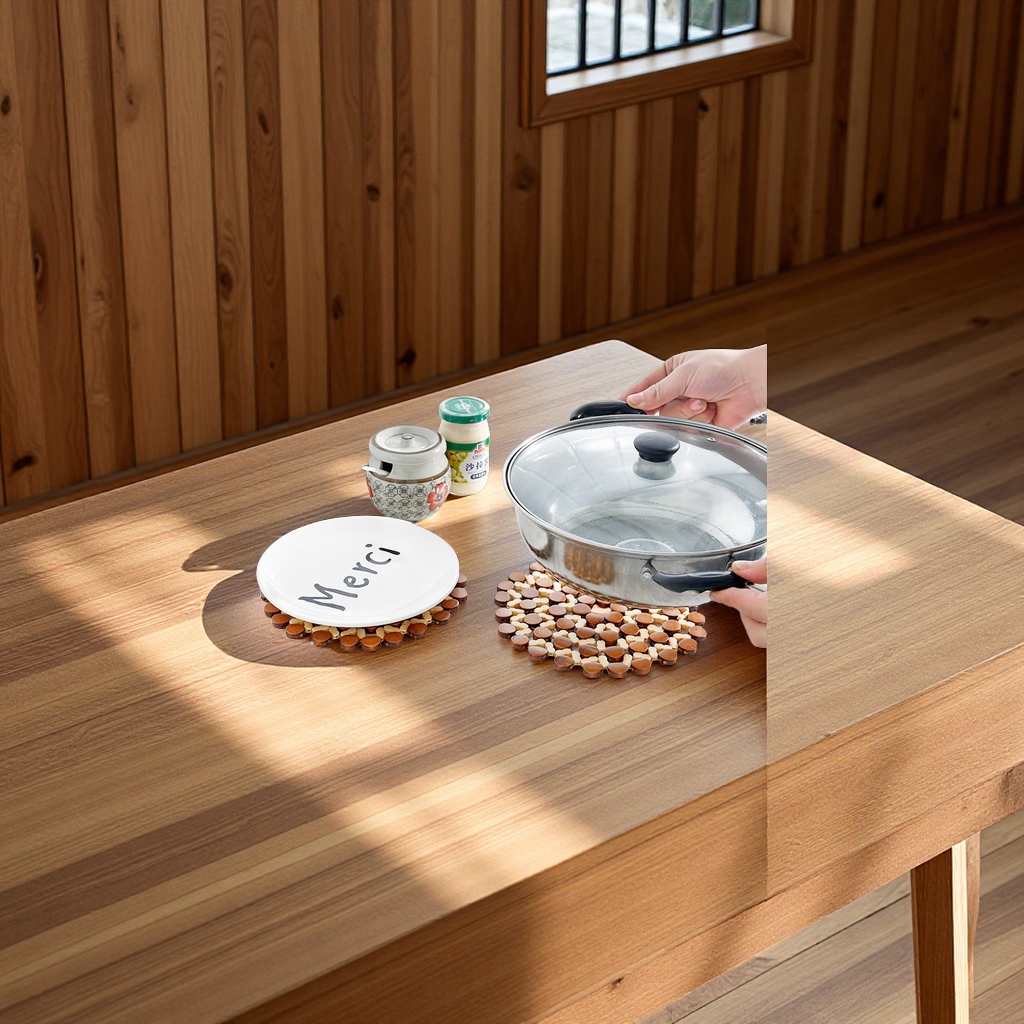Household bamboo heat-insulating placemats, natural heat-resistant pads, high-temperature resistant bowl pads, pot pads, popular daily necessities, cups, heat-insulating cups Application Scenario