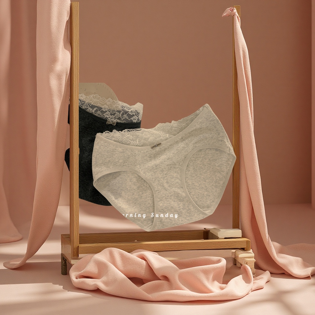 "Wind Whispers Wandering Pure Cotton Underwear for Women's Autumn and Winter 2025 New lace-trimmed mid-waist Pure Comfort Breathable triangle pants. details Picture