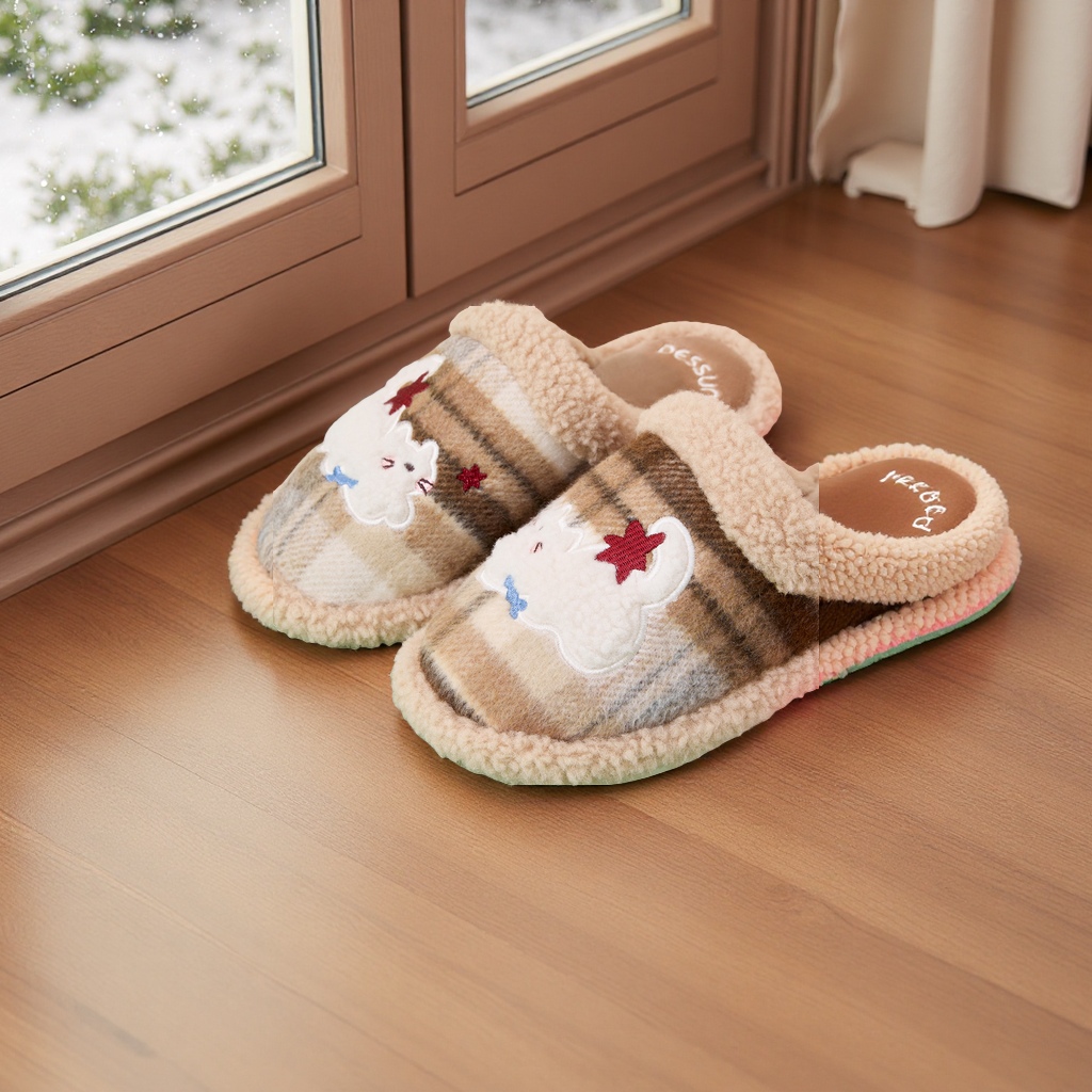 家居棉鞋实物图