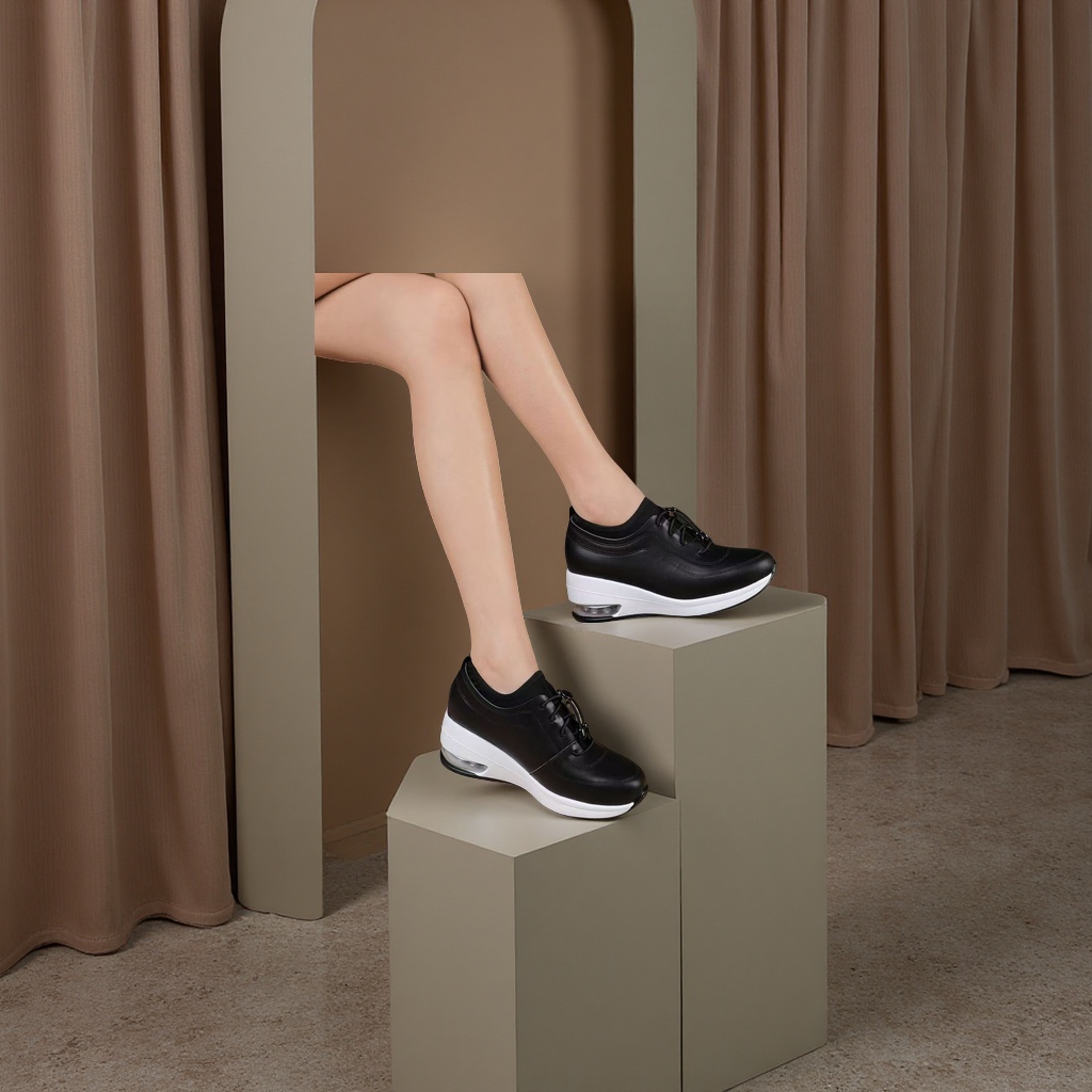 一脚蹬气垫厚底深口鞋2025秋季新款女款黑色妈妈坡跟运动休闲鞋女鞋女式凉鞋