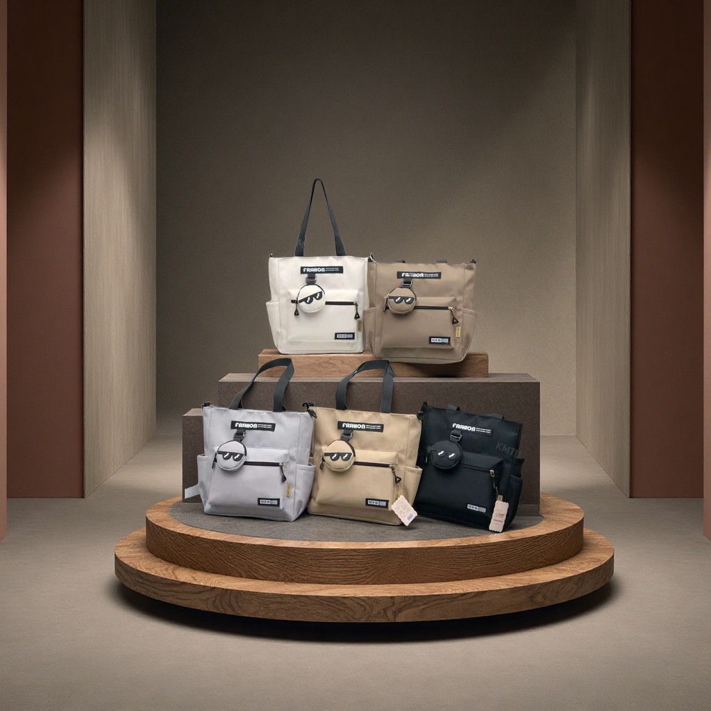 男士斜挎包实物图