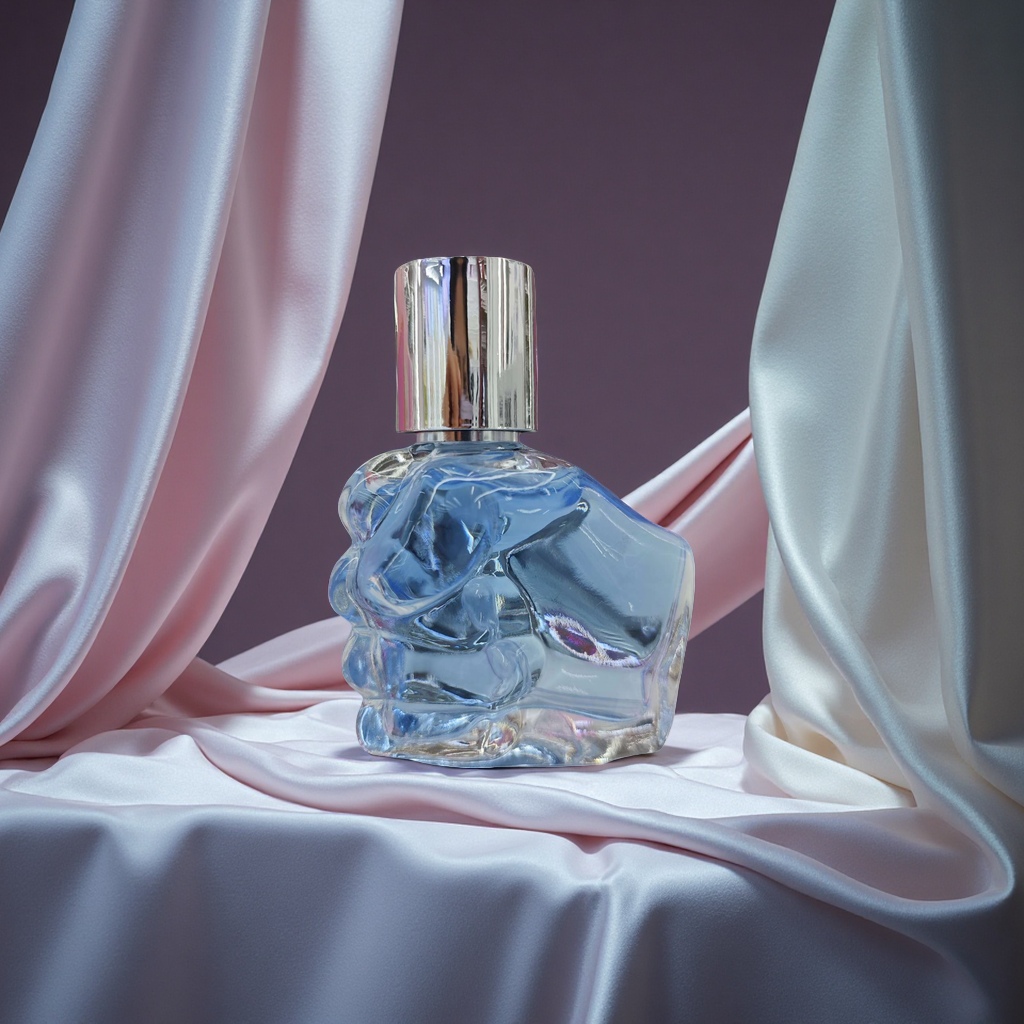 Car perfume bottles, aromatherapy ornaments, car perfume products, fragrances, car scents, long-lasting and fresh fragrance, decorative items. 125648181 Specification image