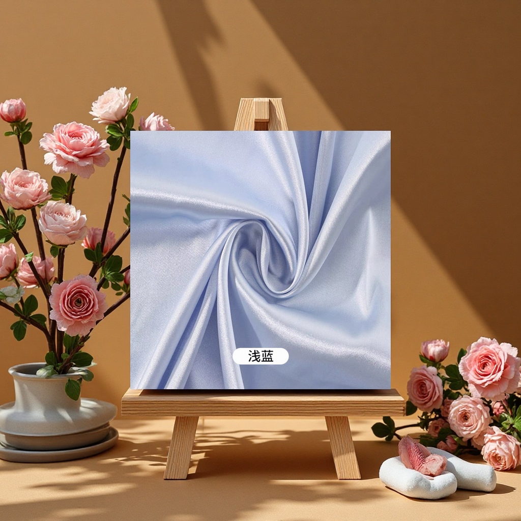 色丁内衬背景蓝色天空动漫元素适合做衬衫西服面料柔软光滑时尚百搭