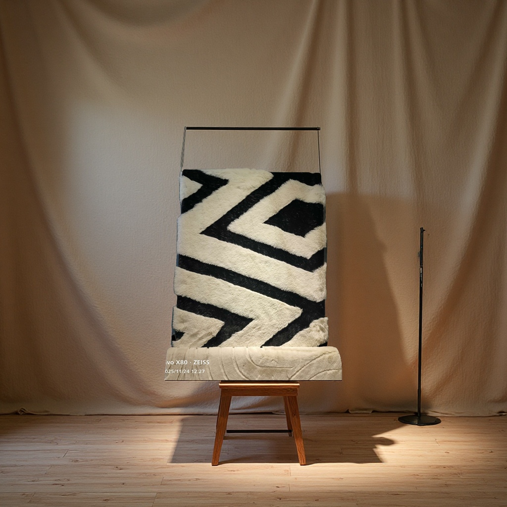 Jacquard dyed base fabric, multi-purpose home wear, bedding, carpet decoration, soft and comfortable fabric details Picture