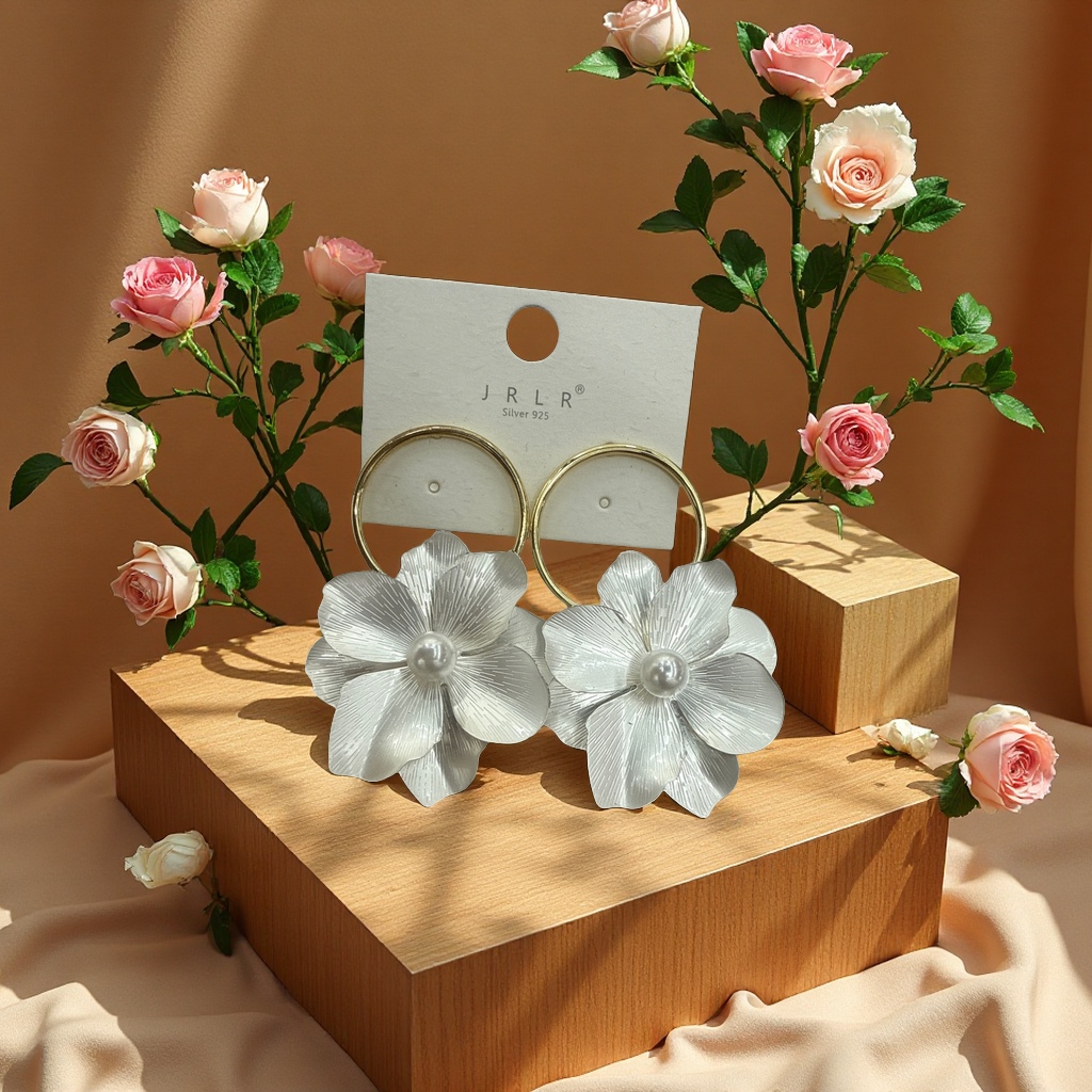 Flower pattern creative earrings, fashionable and simple, feminine and versatile earrings, personalized and trendy accessories, stationery details Picture