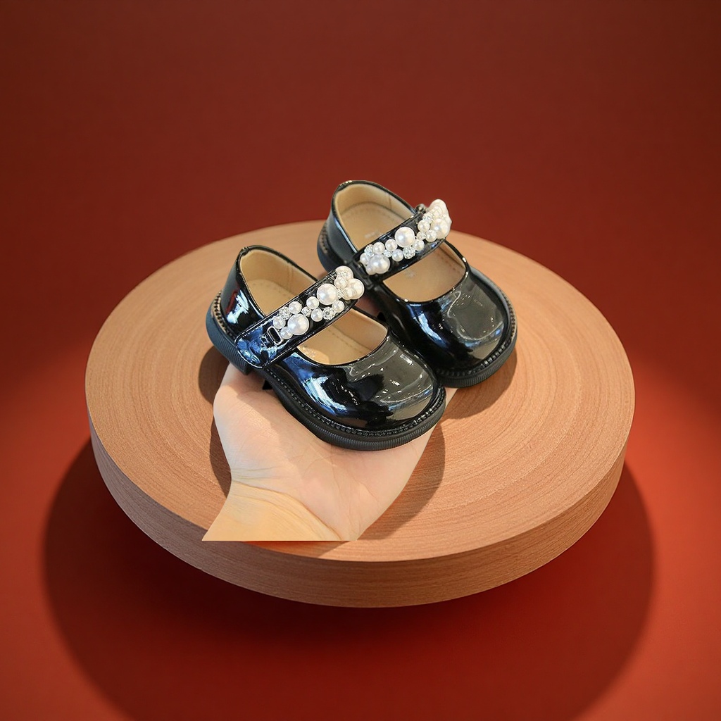 Children's shoes, baby and toddler soft-soled princess shoes, spring new style, 1-year-old walking shoes with evening dress, children's single shoes, baby shoes, children's leather shoes Application Scenario