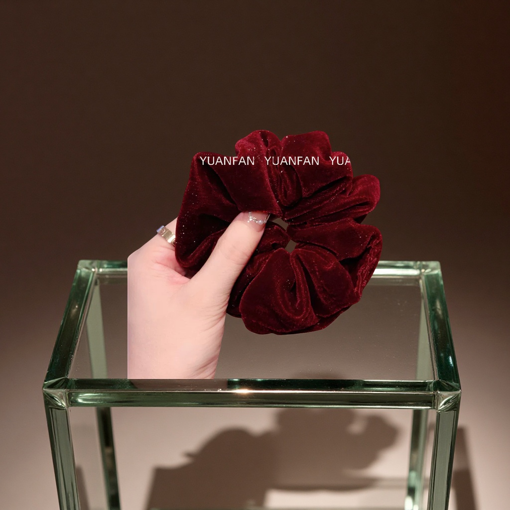 Autumn and winter glittering velvet large intestine hair band, high-end and elegant velvet band, starry sky hair tie, hair accessory Specification image