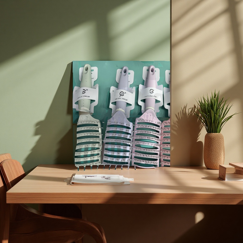 亮色时尚梳子多彩发梳便携美发工具简约设计发型整理梳子产品图