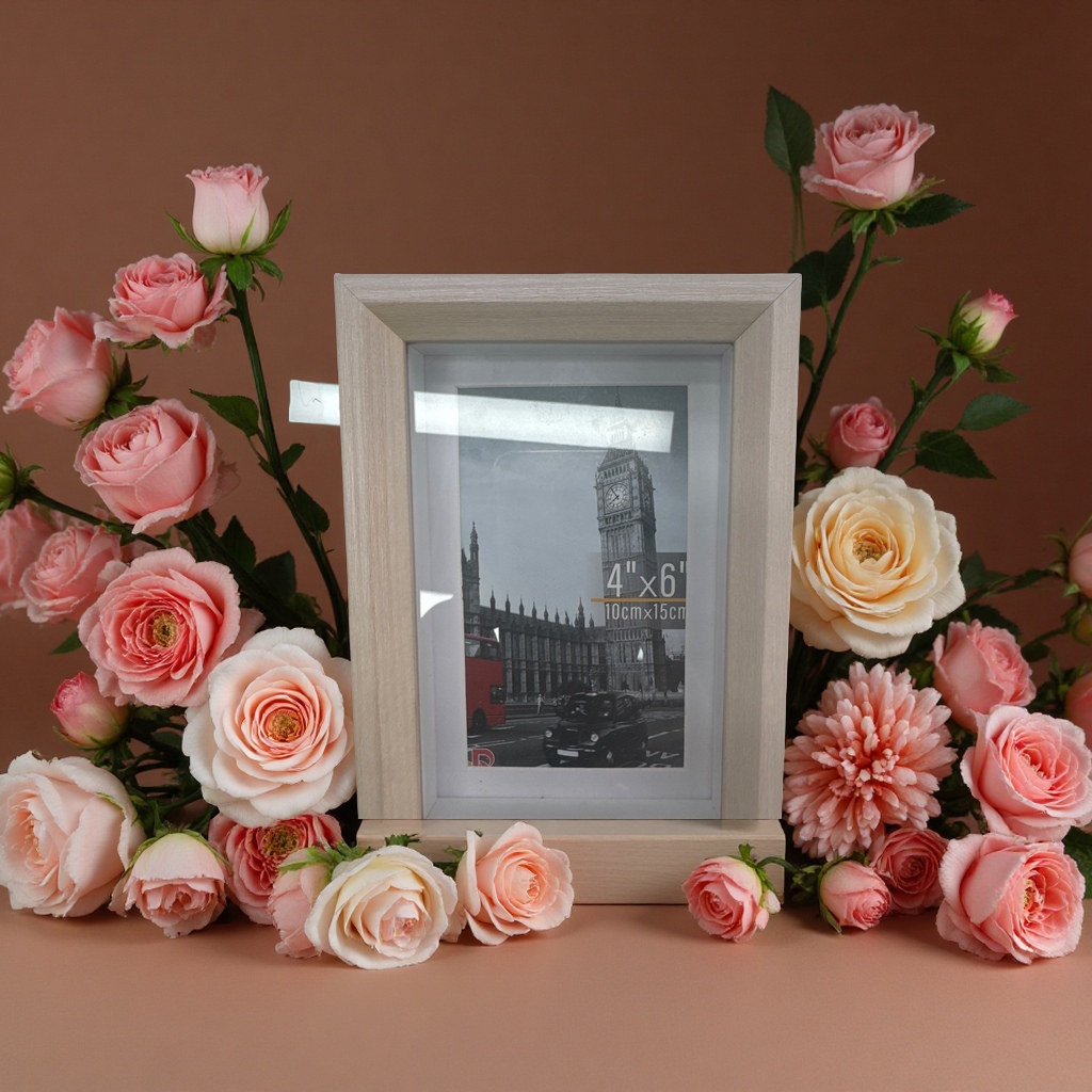 宸瑞工艺品有限公司生产高中低档相框、可来样定做