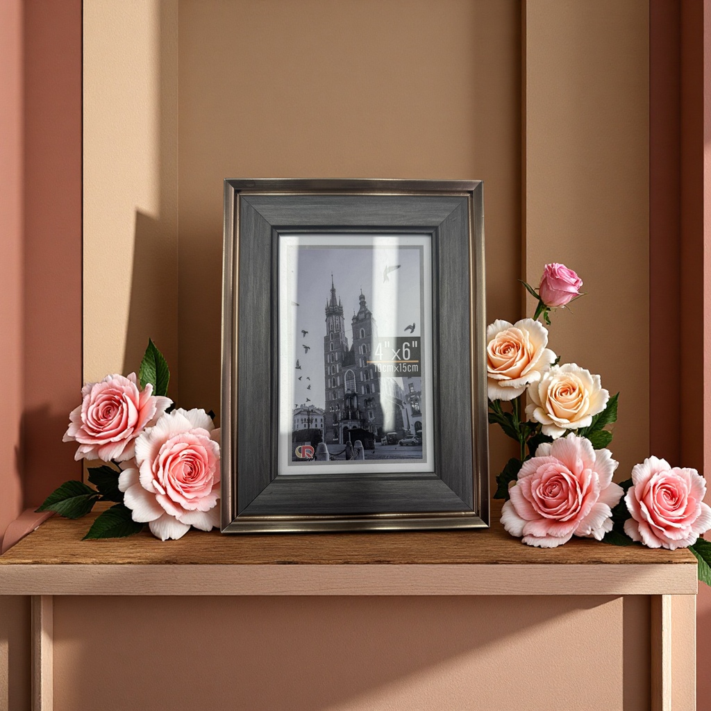 宸瑞工艺品有限公司生产各类中高低档相框、可来样定做