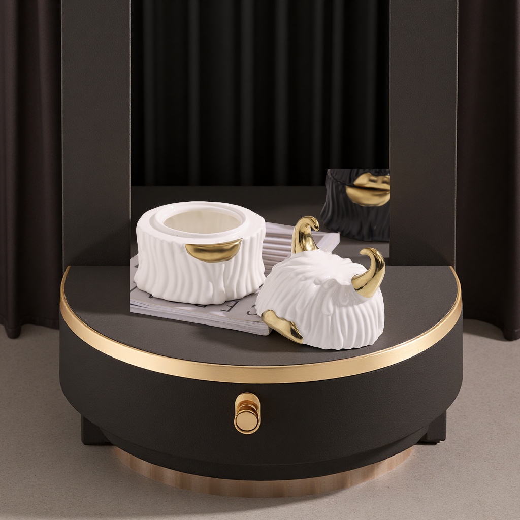 Nordic black and gold fun monster storage cans, creative decoration rooms, homestays, TV cabinets, soft furnishings, daily necessities, dust-proof glass sealed cans Specification image