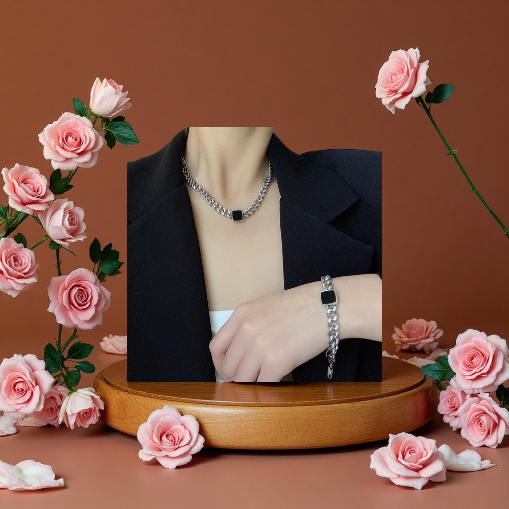 Fashionable and simple metal necklace, a versatile and trendy individual accessory for women. A couple necklace with a long chain for your girlfriend detail image 3