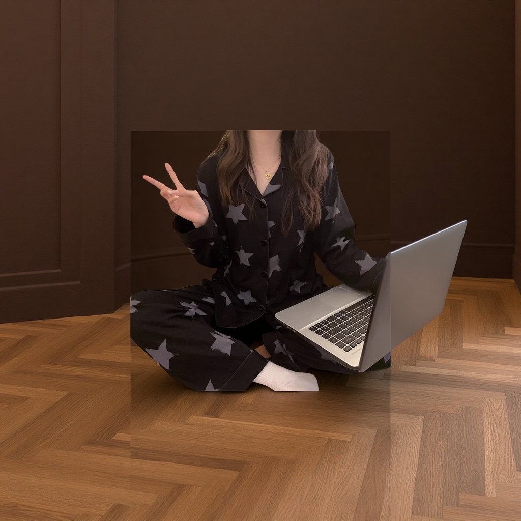 Wholesale of high-end 2D anime character clothing for women in the new autumn long-sleeved pajamas with black star prints imitating cotton