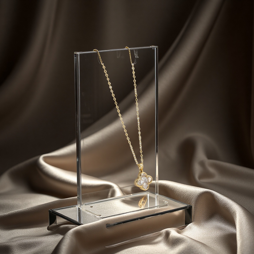 New copper-plated real gold and zircon four-leaf clover fashion trend necklace, collarbone chain wholesale accessories, hair accessories, headwear and other hair accessories details Picture