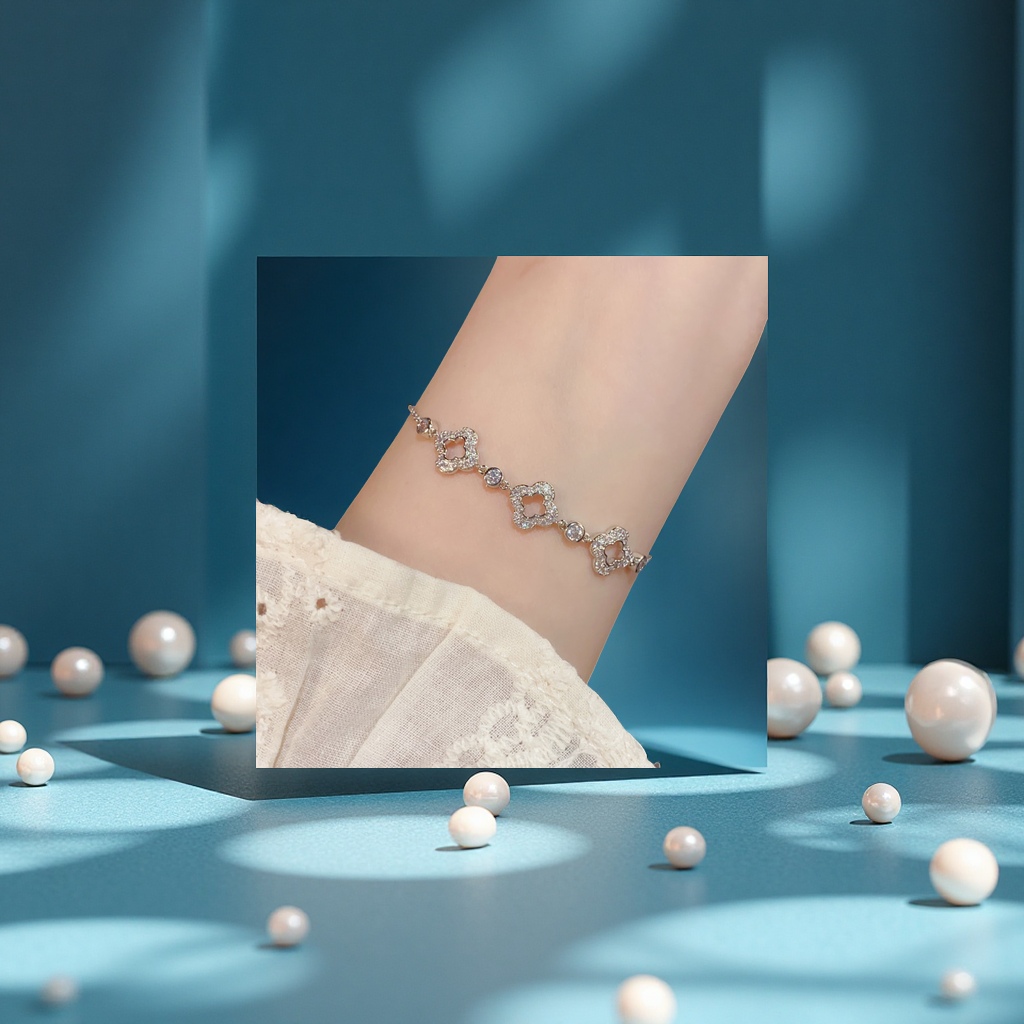 Primavera nueva moda micro circonitas cuatro hojas pulsera de flores luz de lujo accesorios de mano de alta calidad al por mayor para mujeres details Picture