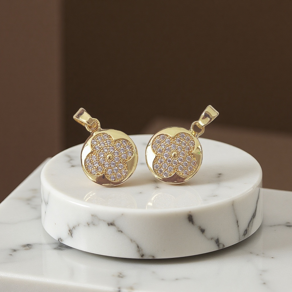 European and American style simple and elegant, slightly inlaid zircon round flower stud pendant, DIY copper-plated 18K color retention accessory necklace details Picture