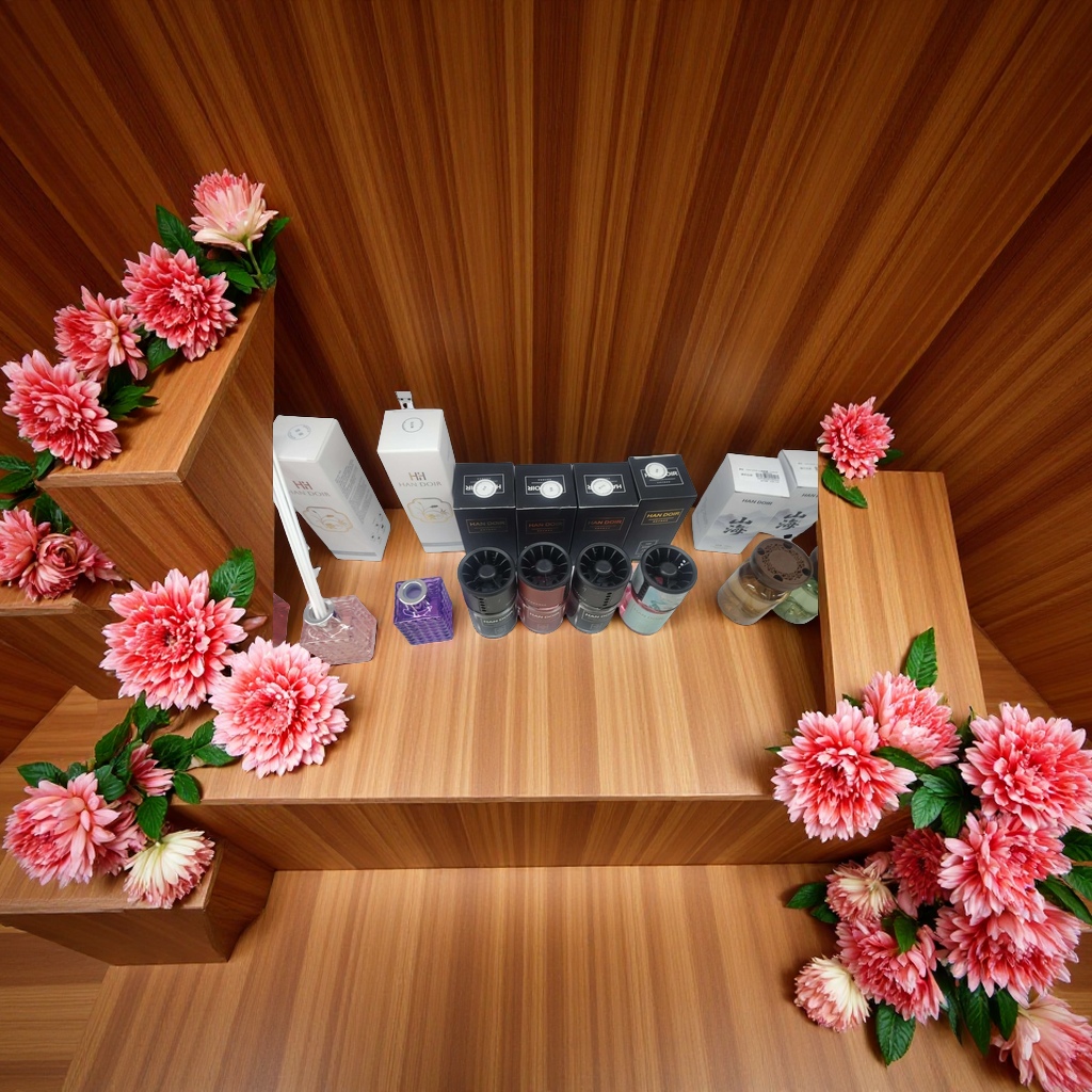 香薰蜡烛蜂蜡圣诞树香薰用品温馨家用节日装饰香氛点燃香气持久