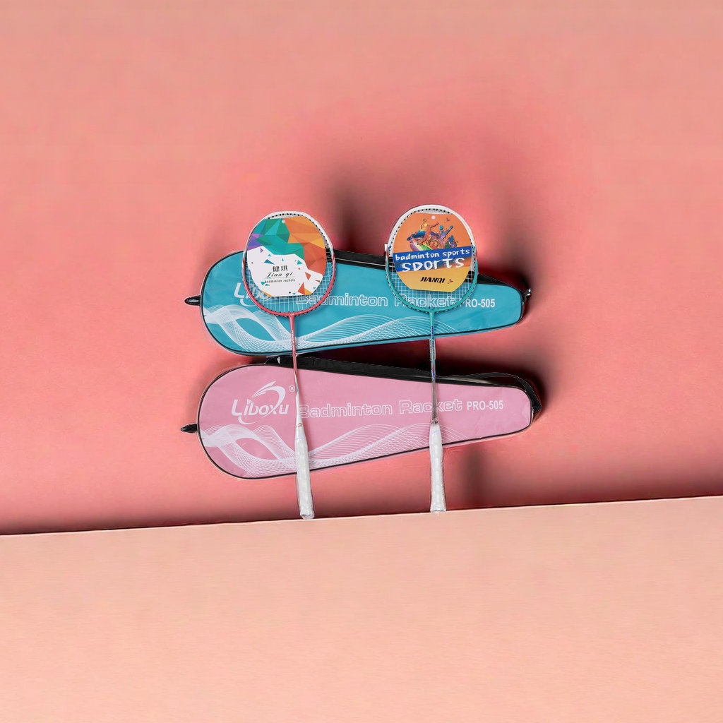 Badminton rackets are professional sports badminton equipment that are lightweight, durable and highly elastic Application Scenario