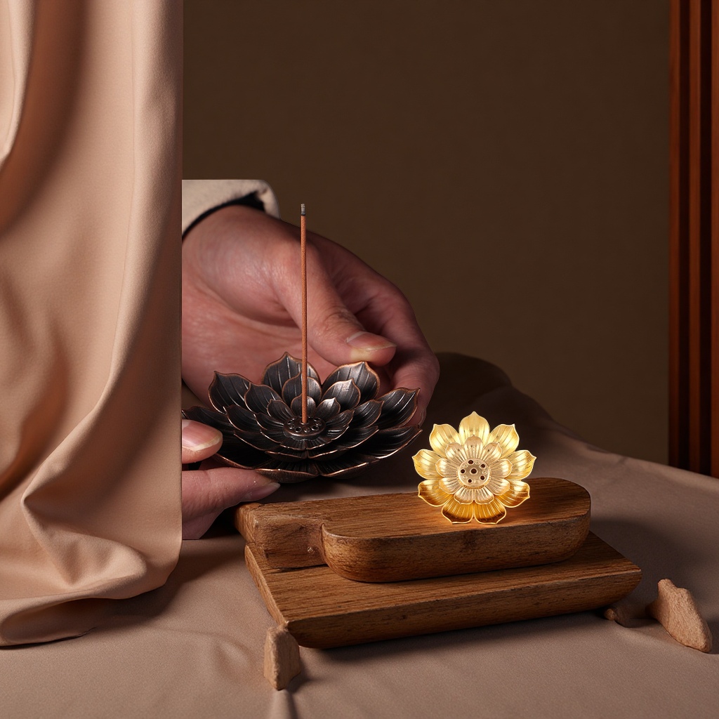 Copper alloy porous lotus flower insert