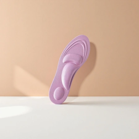 نعل إسفنجي داخلي مع دعمة تقوس معززة، مسامي ومانع للانزلاق