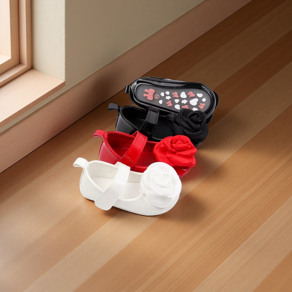 Spring and Autumn's new fashionable patent leather flower princess shoes