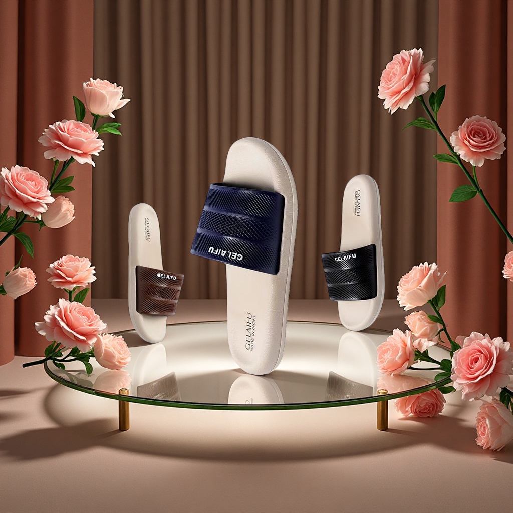 Crystal slippers are fashionable summer sandals and slippers for women Item Picture